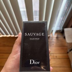 Dior Sauvage Eau De Parfum