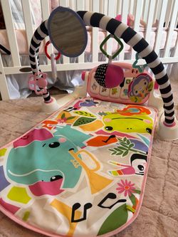 Fisher Price Piano Matt