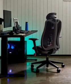 New Herman Miller Vantum game chair