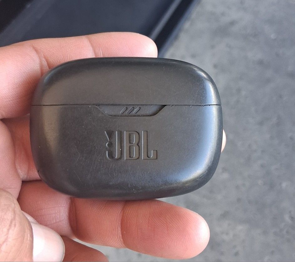 JBL EARBUDS