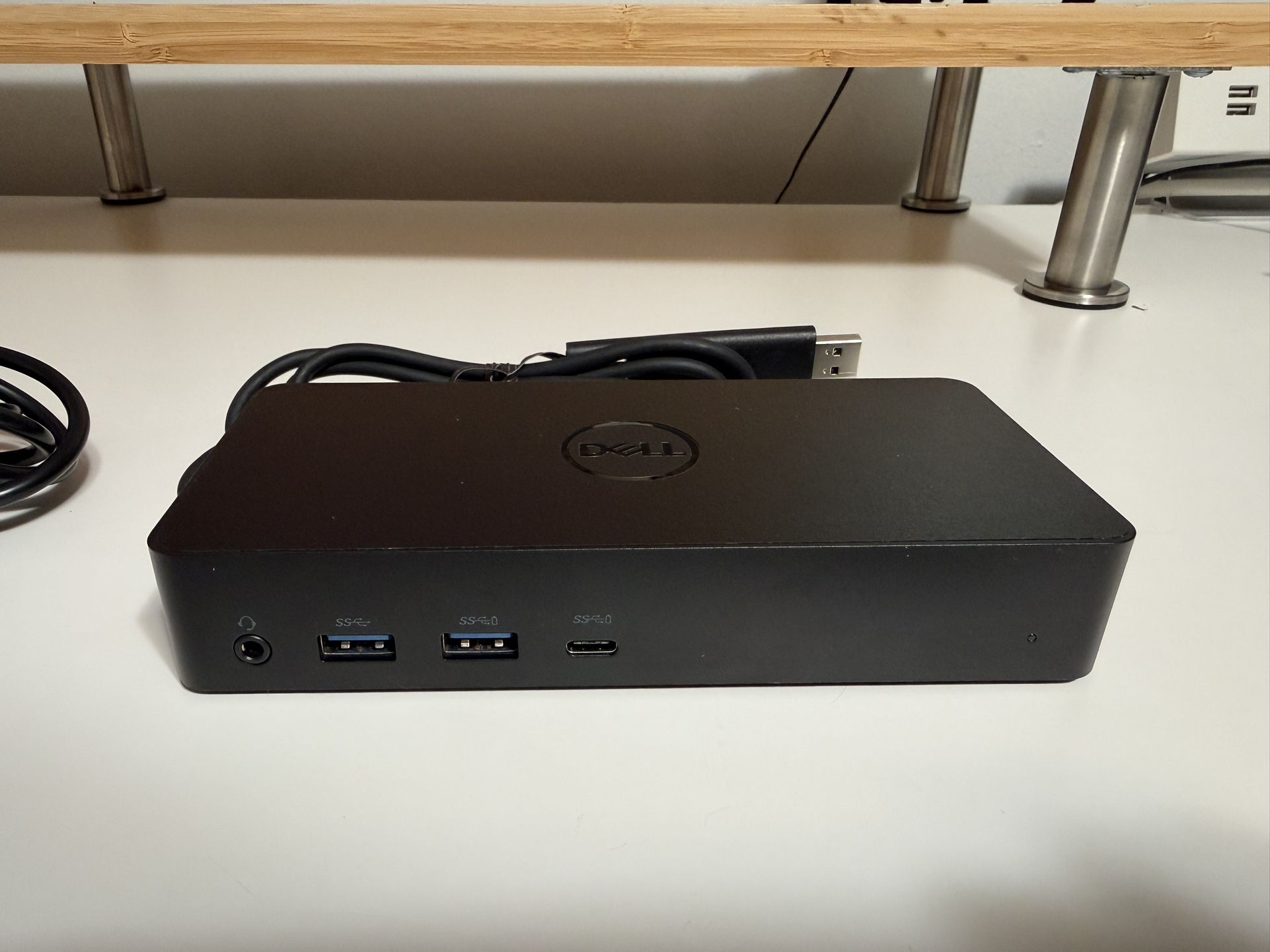 D6000 Docking Station