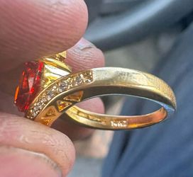 VINTAGE STAMPED YELLOW GOLD 14K GF RED STONE CZ RING