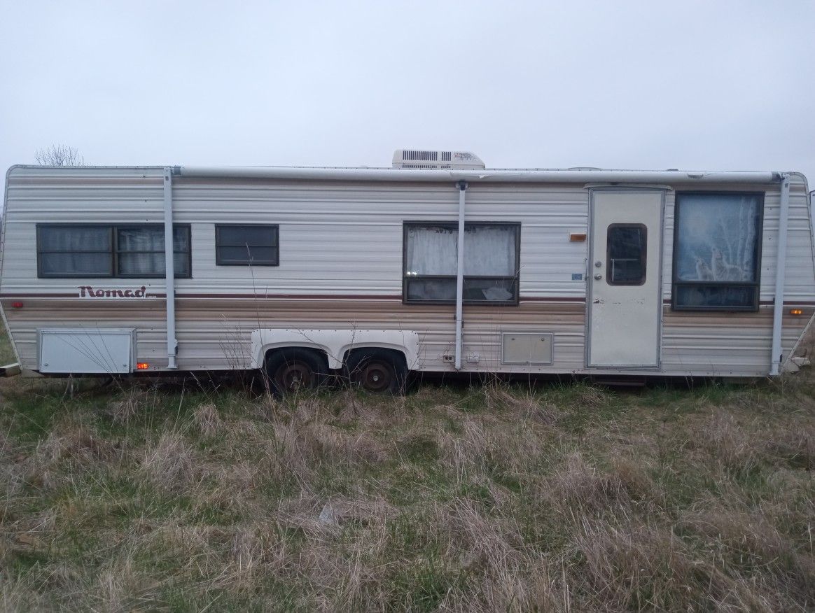 1987 Nomad Camper