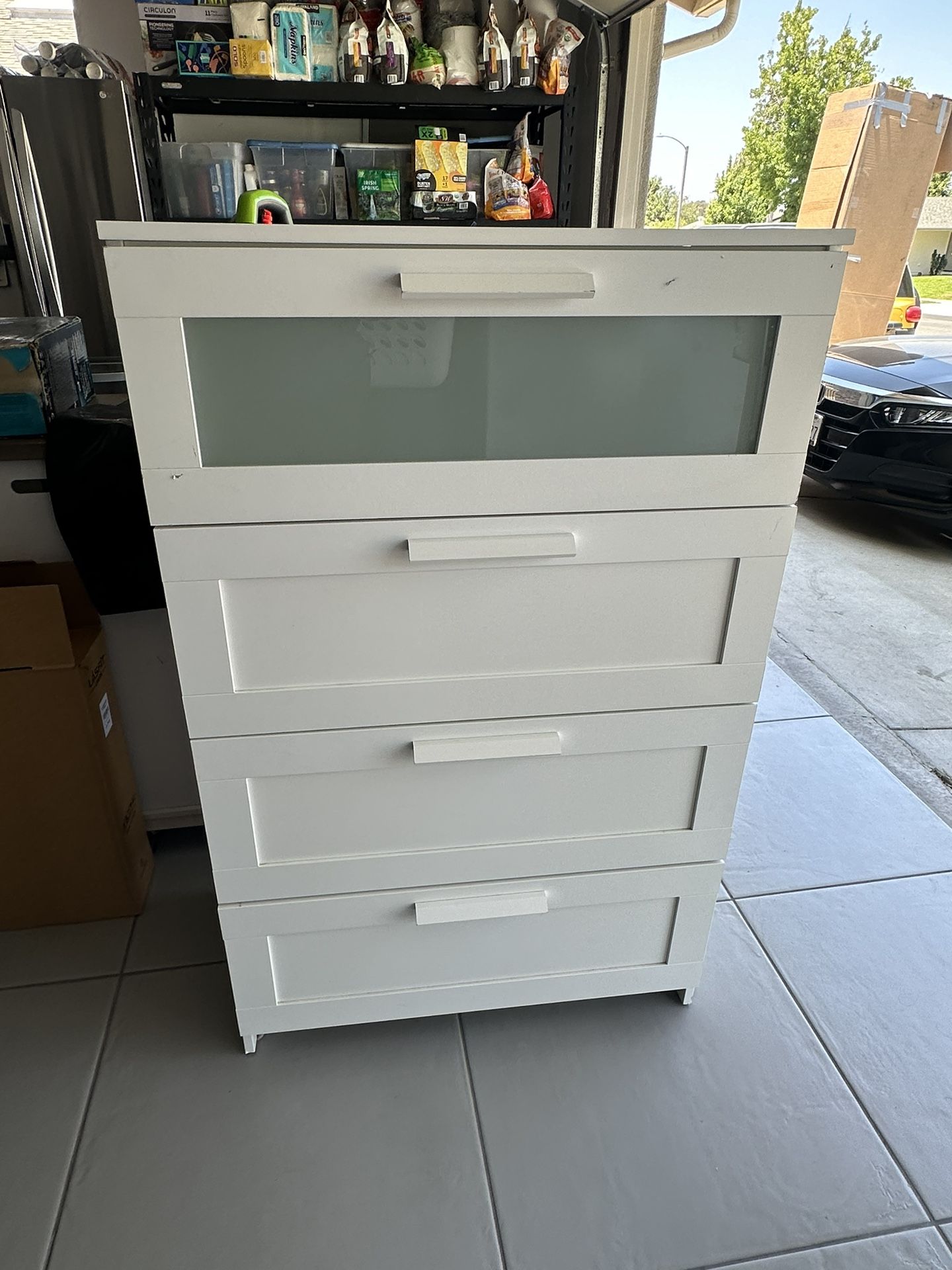 Dresser
