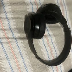 Beats Solo 4