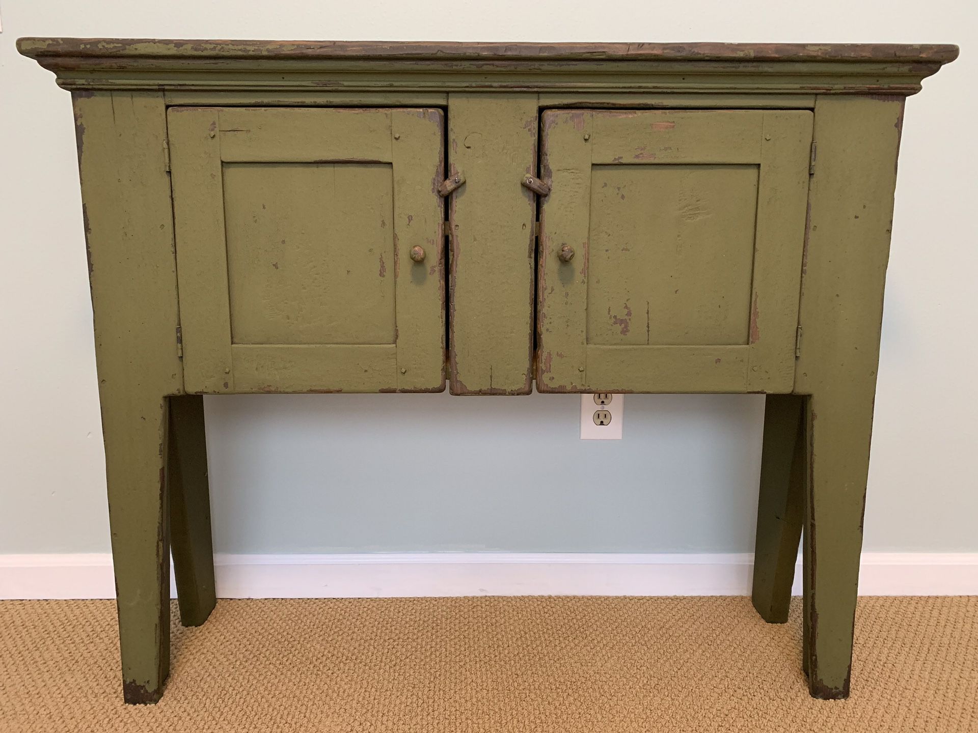 Cabinet/ Sideboard, American Made Antique Reproduction Furniture