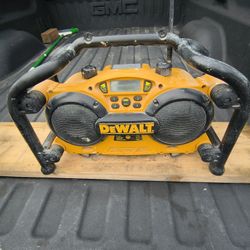 DeWalt Job Site Radio / Charger