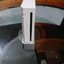 Nintendo Wii Gaming Console