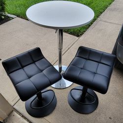 Cocktail Table With Bar Stools