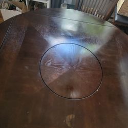 Dining Table W Lazy Susan