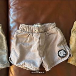 Lot of 6 - Boy shorts - 12-18 M