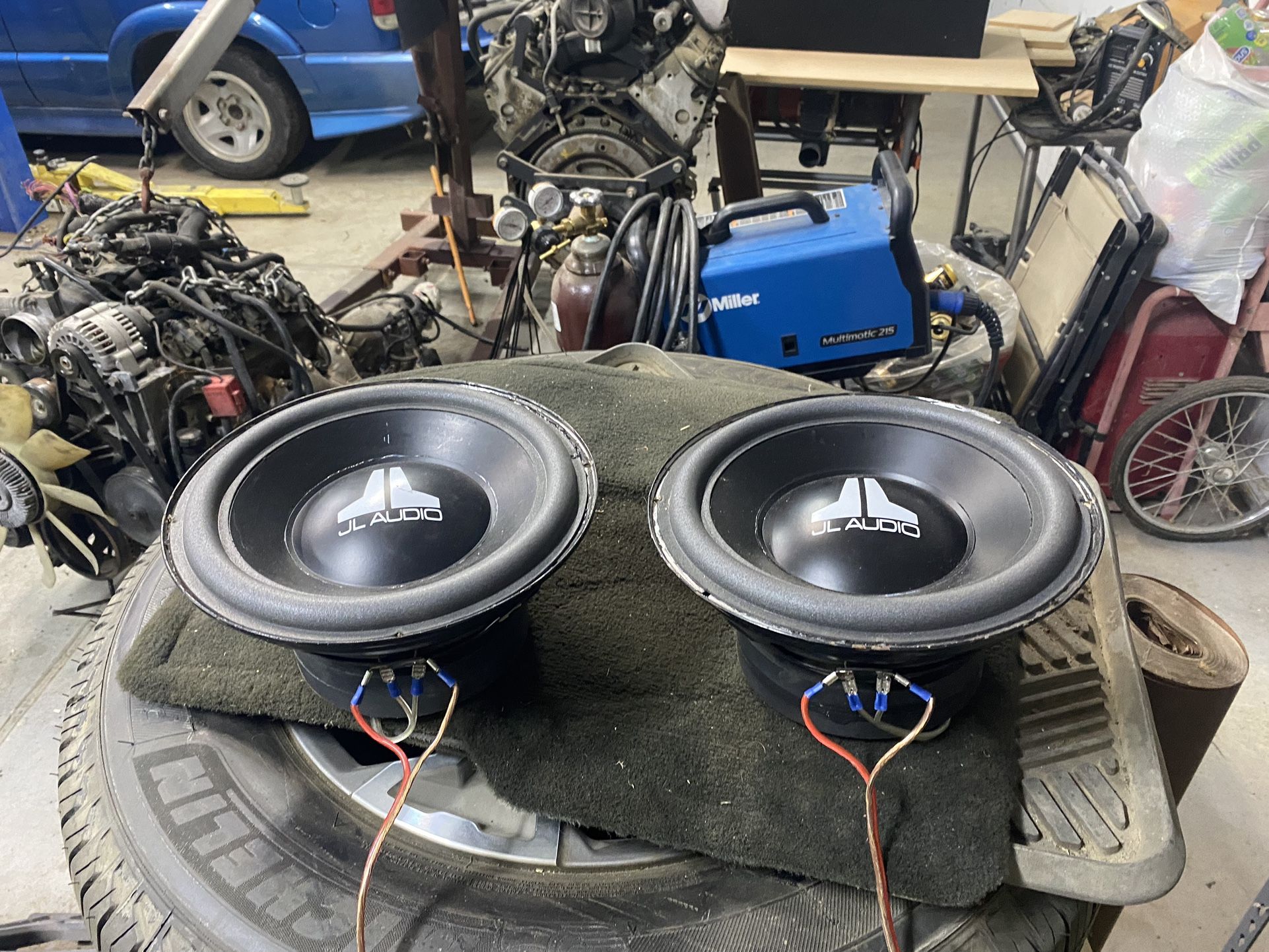 JL Audio 10W6 Subwoofers 