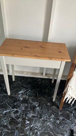 Free Ikea Desk