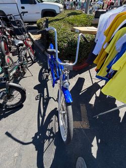 Blue cruiser bike extended frame