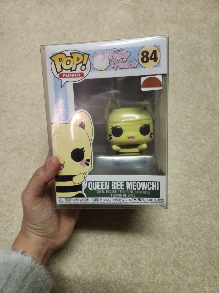 Funko Pop! Vinyl: Tasty Peach - Queen Bee Meowchi #84