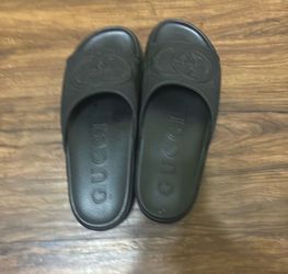 Gucci slides