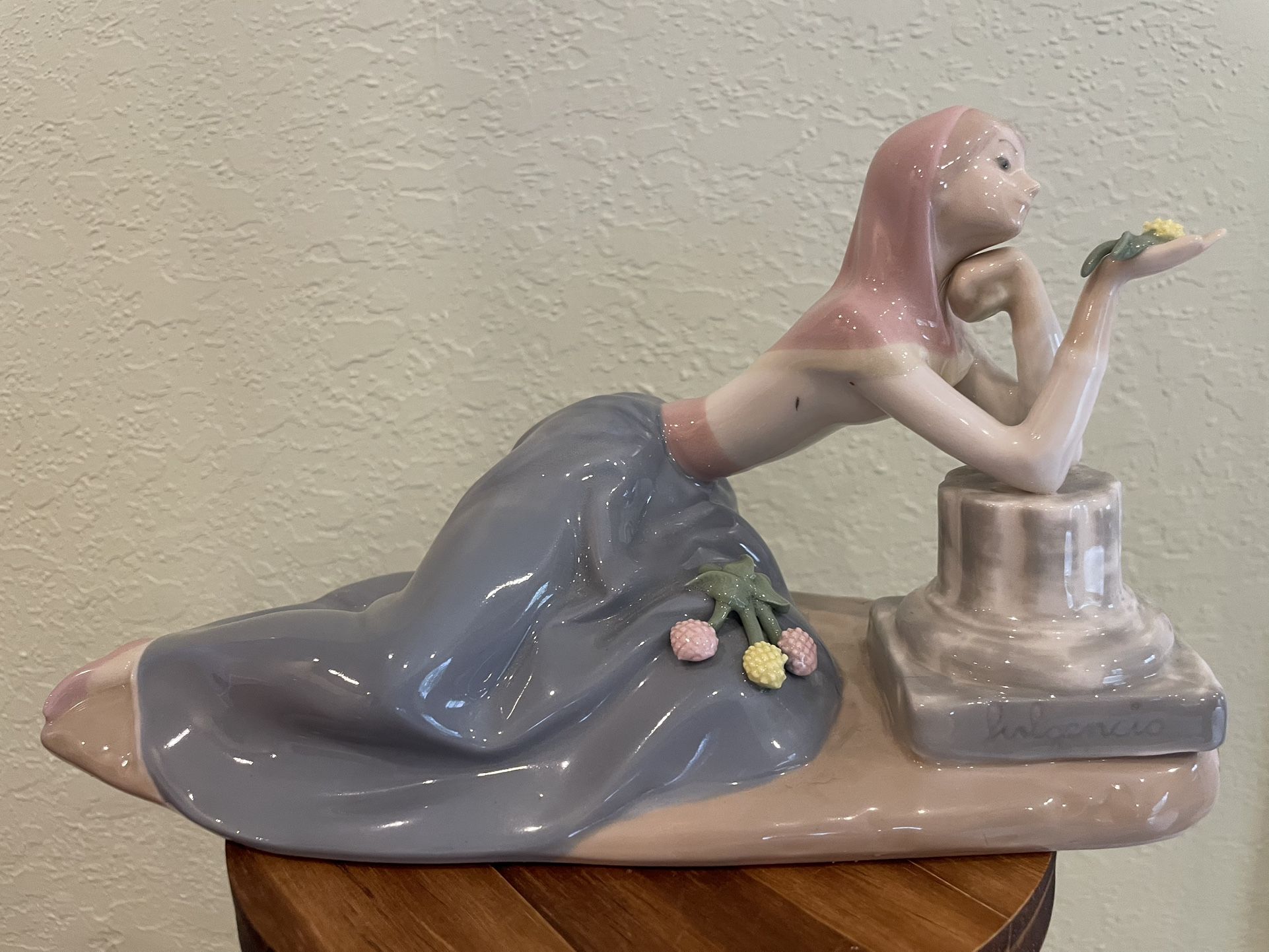 Delores The Dahlia Maiden