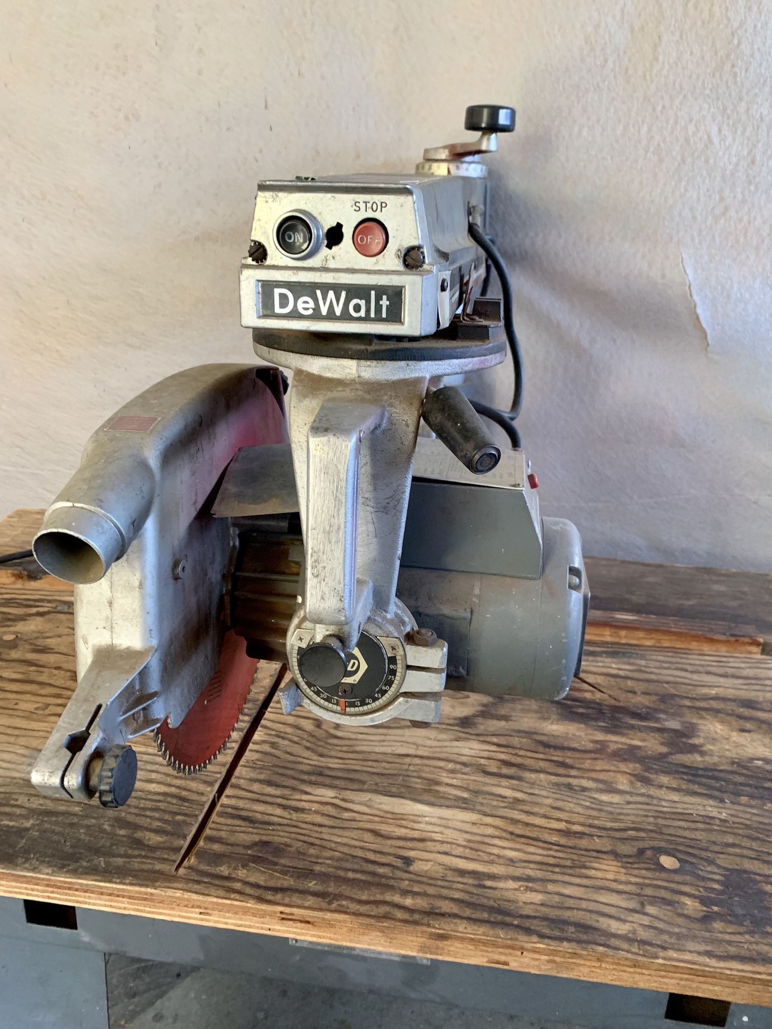 Dewalt 790 Contractor’s Power Saw 12”