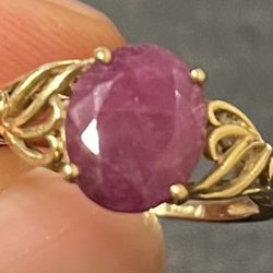 Beautiful 18k Gold And Natural “Real” Ruby Ring