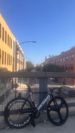 Unknown singularity fixie bike