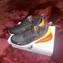 Nike Air Max 270