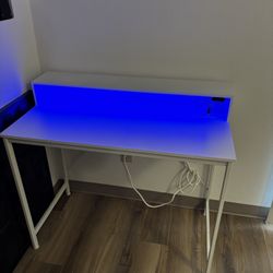 White Desk