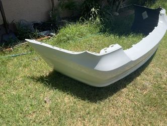 2009-2011 BMW 328i Rear Bumper Prepainted Alpine White