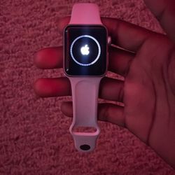 Apple Watch Series 3 - 38mm Silver Aluminum