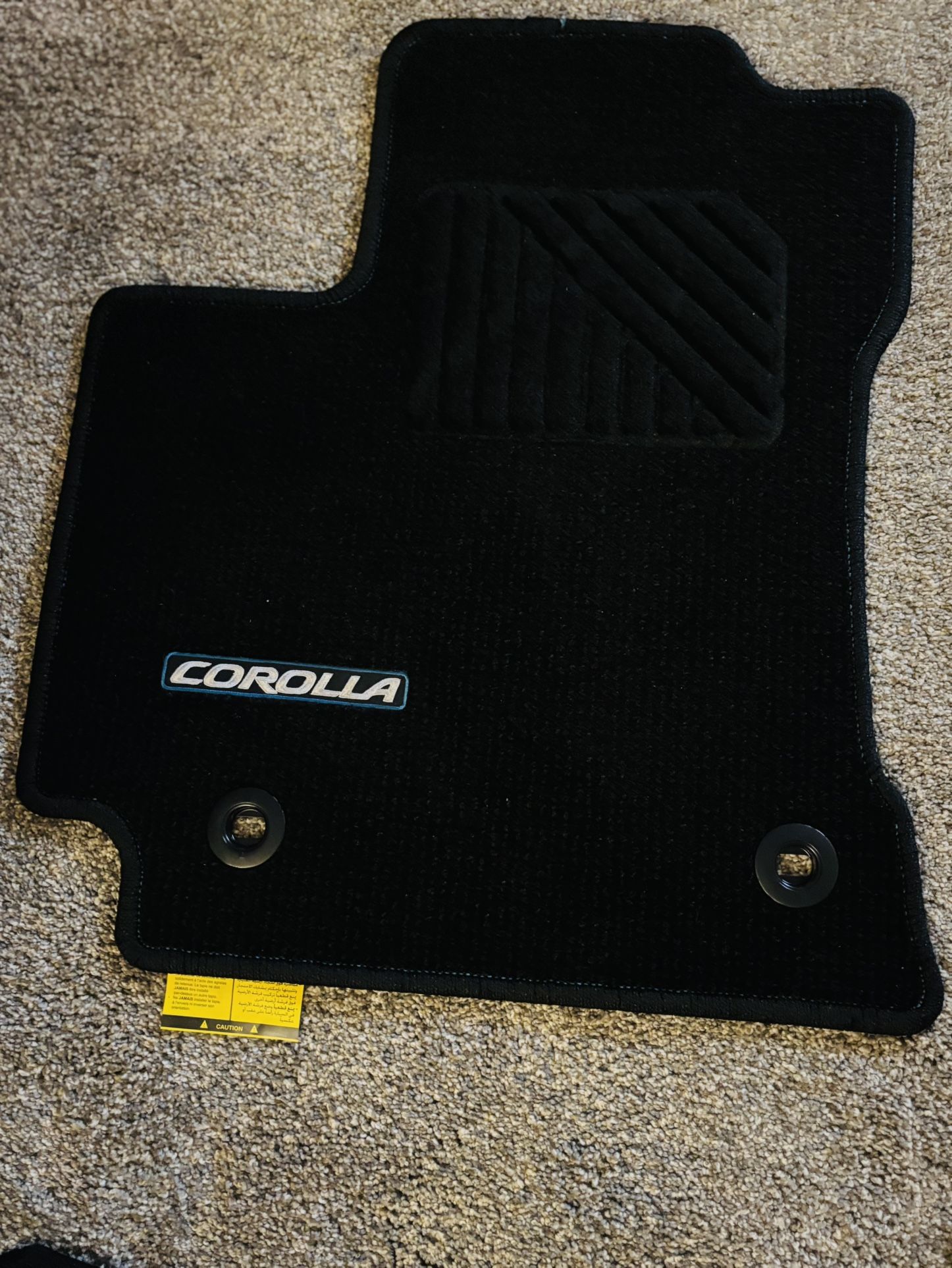 BRAND NEW Toyota Corolla S -5pc Carpet Floor Mats with Cargo Mat