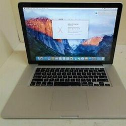2011 Mac Book Pro 13" Used Like New