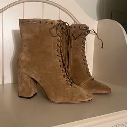 Coach boots