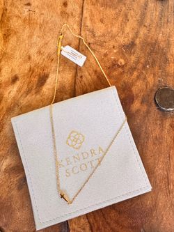 Kendra Scott cross necklace