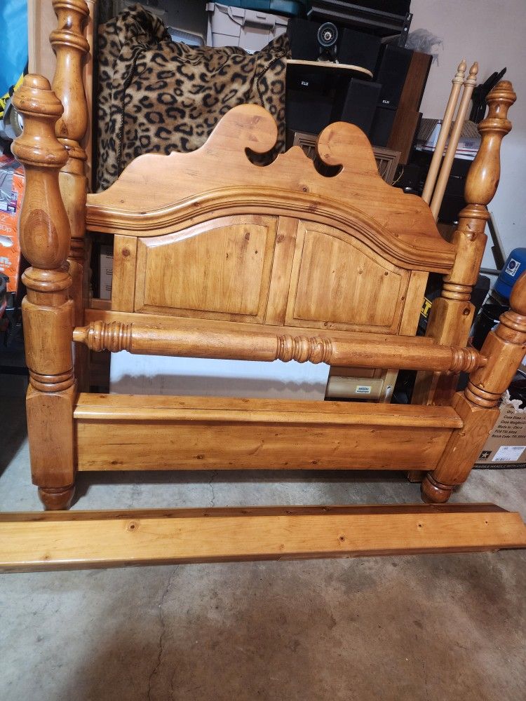 Queen Size Bed Frame, 8 Drawer Dresser with Mirror