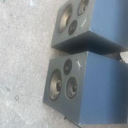 Alesis Monitor 2 Speakers 