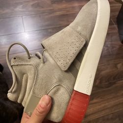 Adidas Tubular Invader Strap Pre-owned Size 8.5