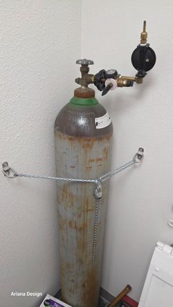 Helium Tank