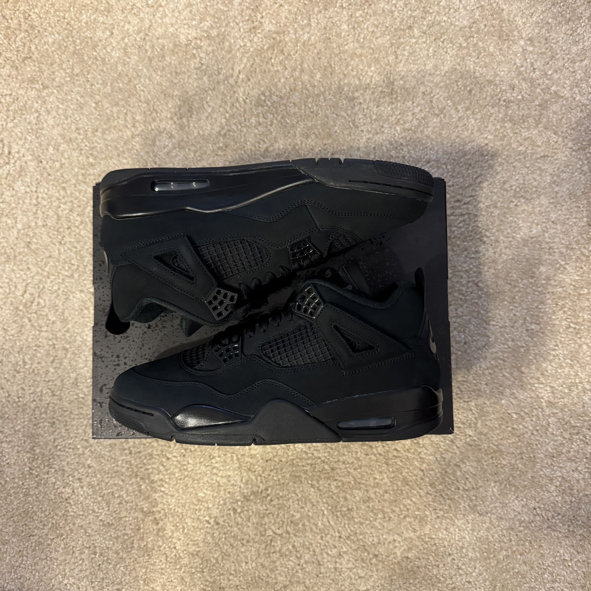 ✅Jordan 4 Black Cat