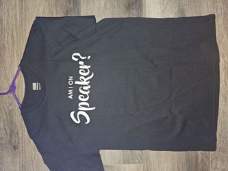 Gildan Black Graphic T-Shirt "Am I On Speaker?"