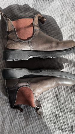 Blundstone Women’s 8.5 Boots Leather Classic Brown Chelsea Pull On