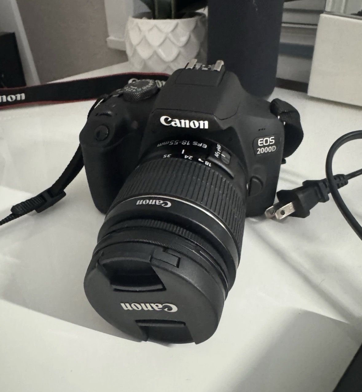 Canon EOS 2000D DSLR Camera with 18-55mm Lens