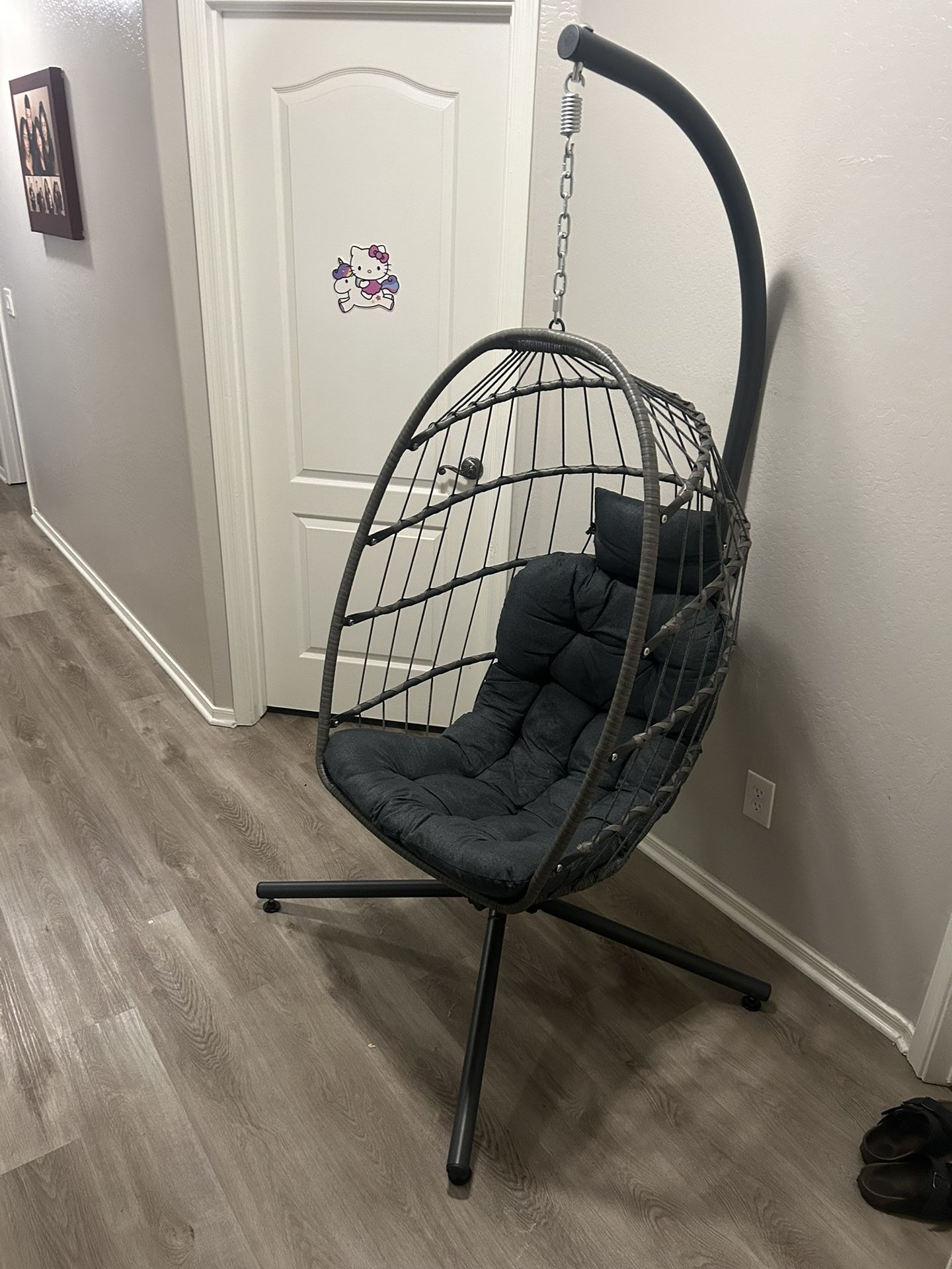 hanging chair