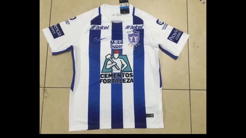 Pachuca home 17-18