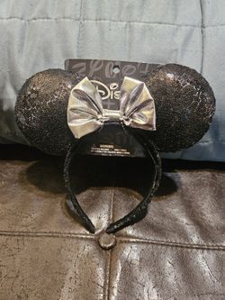 Disney Minnie Mouse Ears Brand New