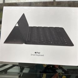 iPad Smart Keyboard 