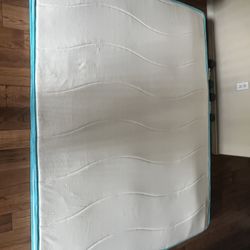 8 Inch Queen Hybird Mattress