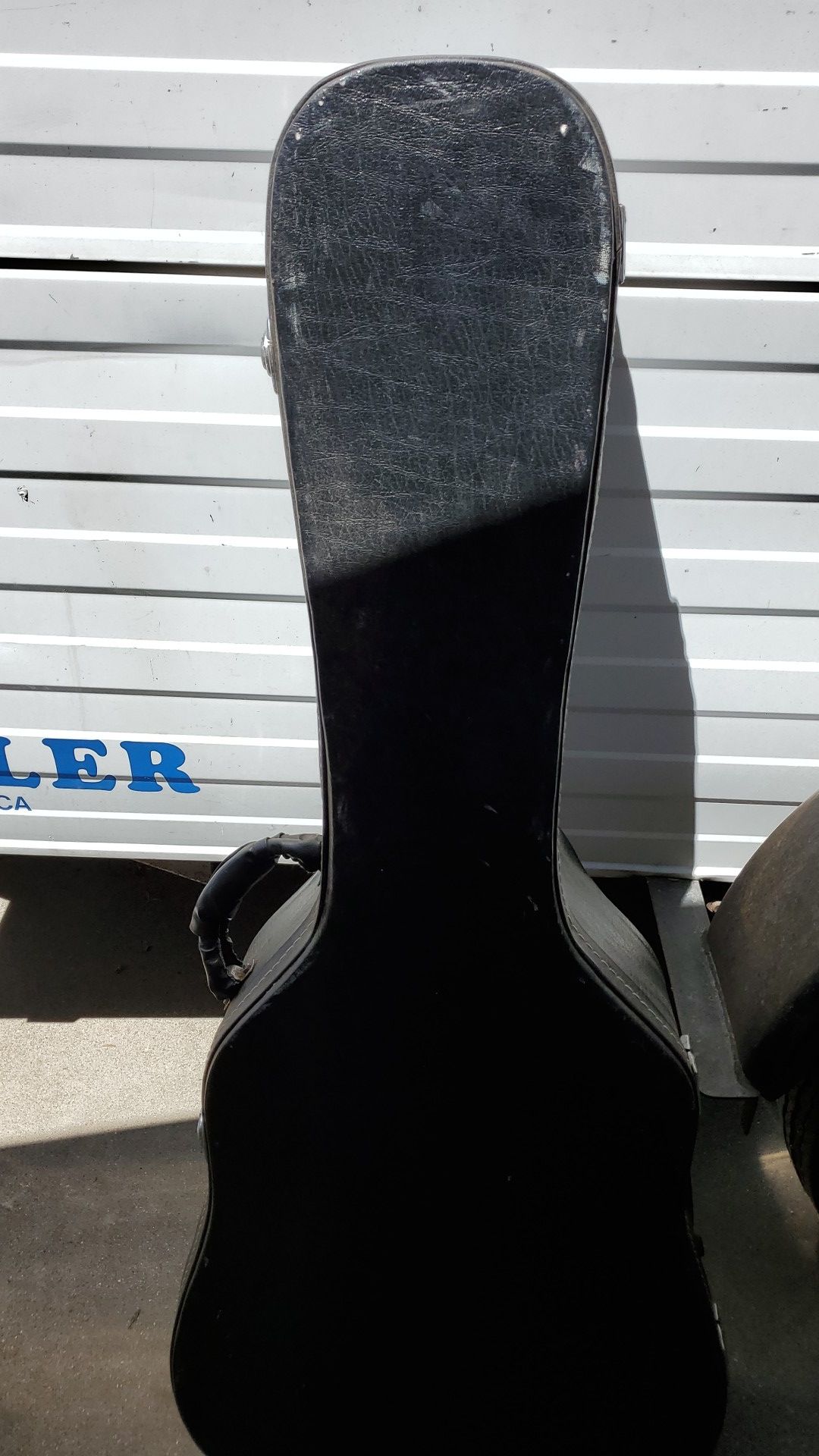 Tacoma Guitar Case used