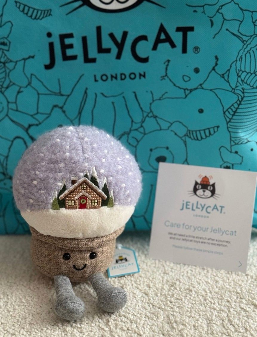 Jellycat Amuseables Snow Globe BNWT and dust bag