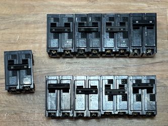 220V 30A Siemens double pole breaker