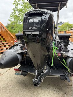 Boat Motor - Mercury 65hp/90 Jet FourStroke