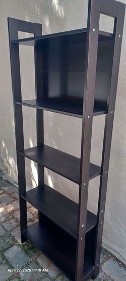Shelf